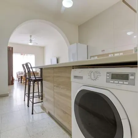 Seaside In Prime Location * Sliema