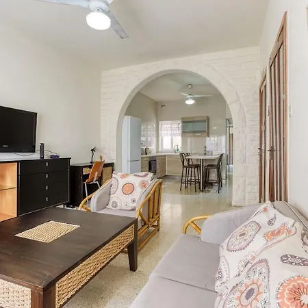 Seaside In Prime Location Apartamento *