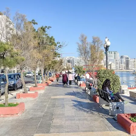 Seaside In Prime Location Sliema