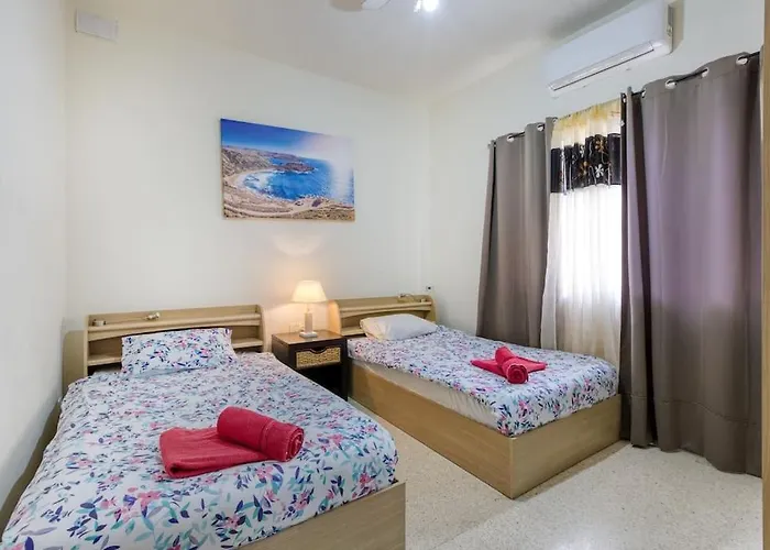 Appartement Seaside In Prime Location *