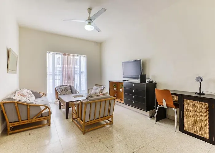 Appartement Seaside In Prime Location *