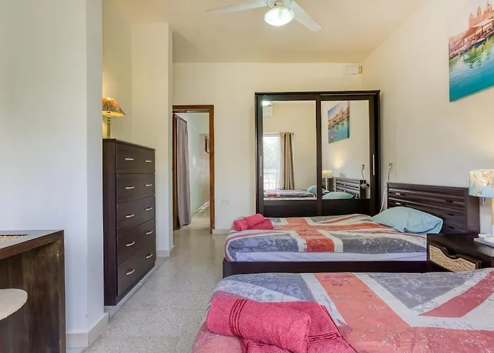 Seaside In Prime Location